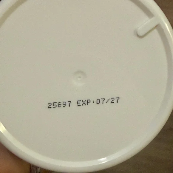 FIRST AID BEAUTY Ultra Repair Cream (Warm Vanilla) - Picture 7 of 7